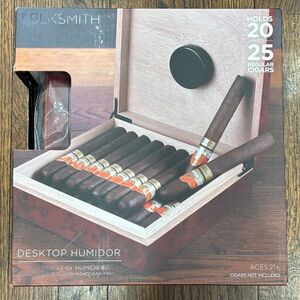 BLKSMITH Desktop Humidor with built in humidor